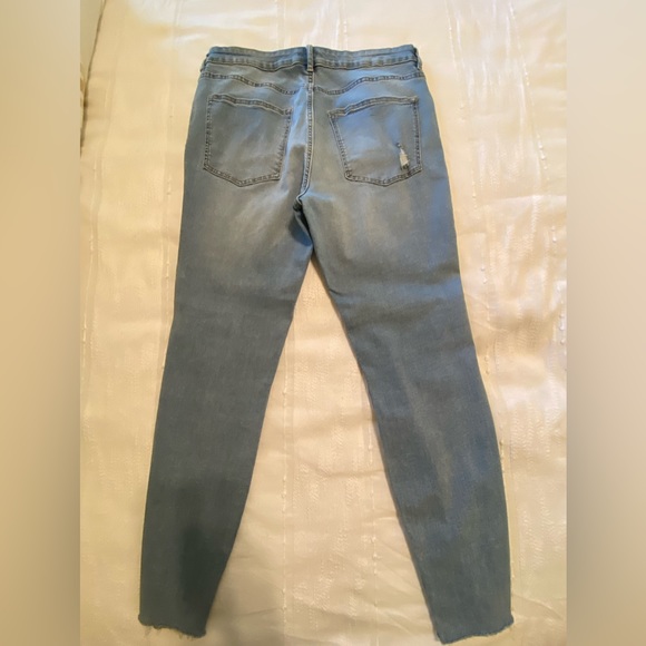 H&M Mid Rise Skinny Stretch Jeans - Picture 8 of 8